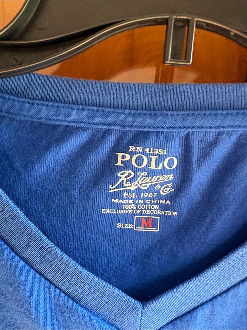 Ralph Lauren Men’s V-Neck Tee Royal Blue Medium - Picture 2 of 4